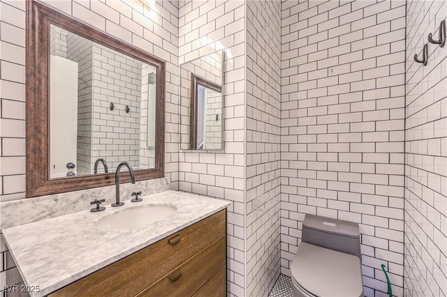 11644 Royal Derwent Avenue, Las Vegas, NV 89138