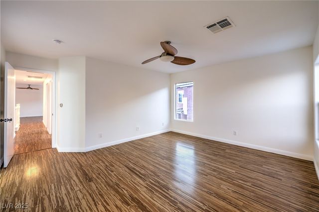 11644 Royal Derwent Avenue, Las Vegas, NV 89138