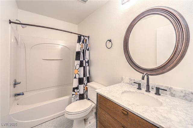 11644 Royal Derwent Avenue, Las Vegas, NV 89138