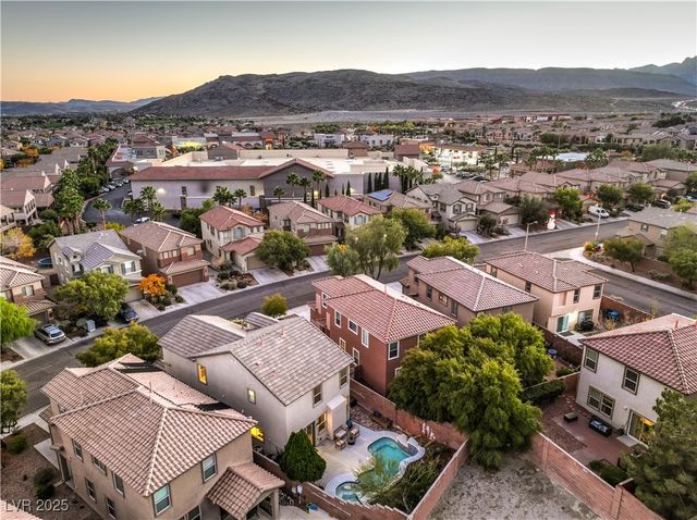 11644 Royal Derwent Avenue, Las Vegas, NV 89138