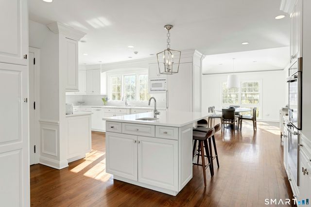 374 Michigan Road, New Canaan, CT 06840