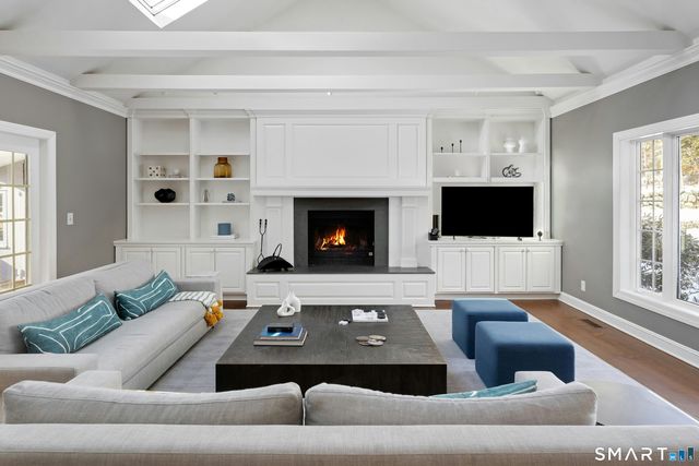 374 Michigan Road, New Canaan, CT 06840