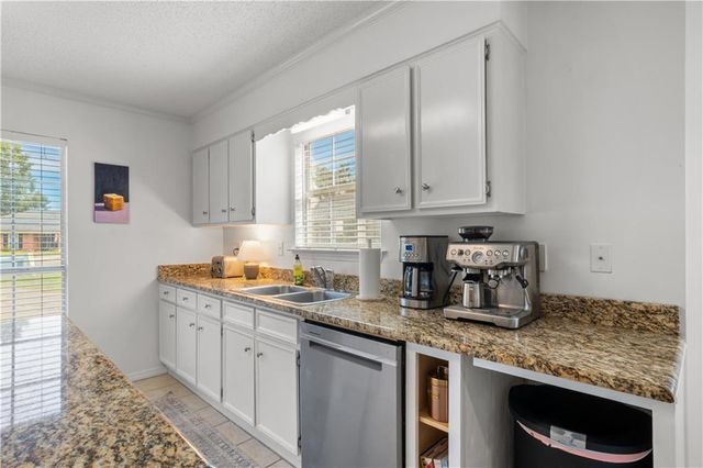 7305 Laurie Court, Mobile, AL 36695