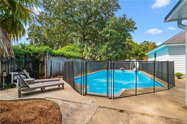 7305 Laurie Court, Mobile, AL 36695