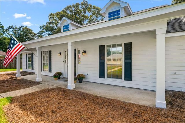 7305 Laurie Court, Mobile, AL 36695