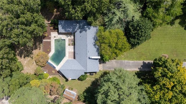 1816 N N Alanton DR, Virginia Beach, VA 23454