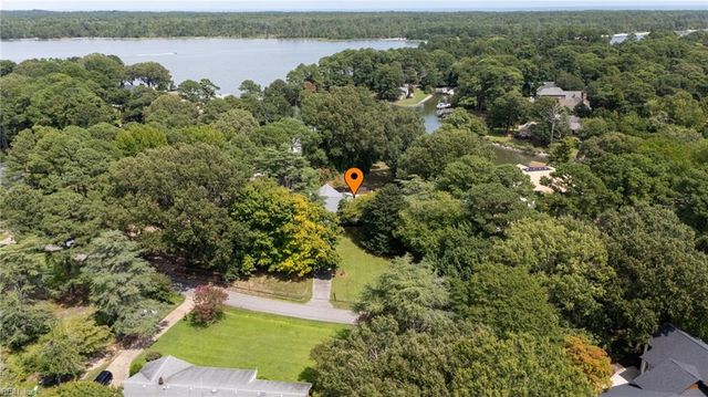 1816 N N Alanton DR, Virginia Beach, VA 23454