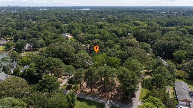 1816 N N Alanton DR, Virginia Beach, VA 23454
