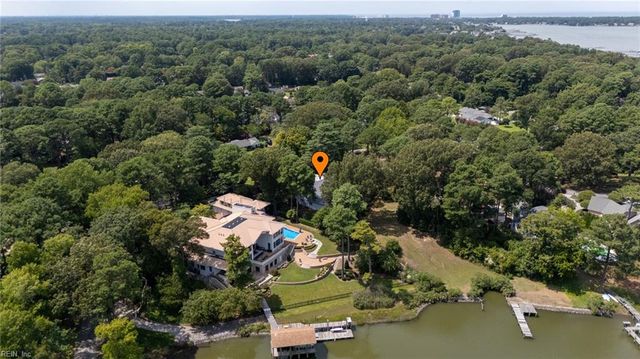 1816 N N Alanton DR, Virginia Beach, VA 23454
