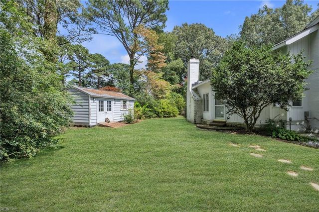 1816 N N Alanton DR, Virginia Beach, VA 23454