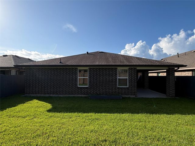 13337 Silver Egret Lane, Texas City, TX 77568