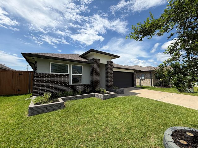 13337 Silver Egret Lane, Texas City, TX 77568