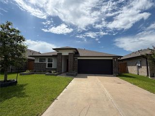 13337 Silver Egret Lane, Texas City, TX 77568