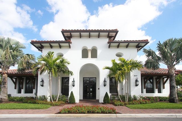 8537 NW 39th Ct, Cooper City, FL 33024