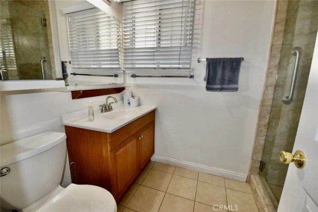 17238 Carfax Ave, Bellflower, CA 90706