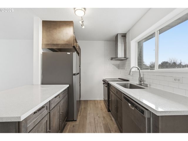 3320 Se 87TH Ave 5, Portland, OR 97266