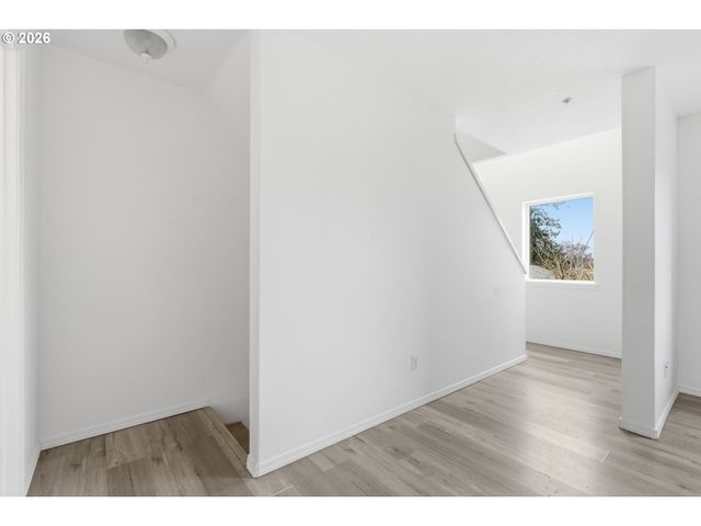 3320 Se 87TH Ave 5, Portland, OR 97266