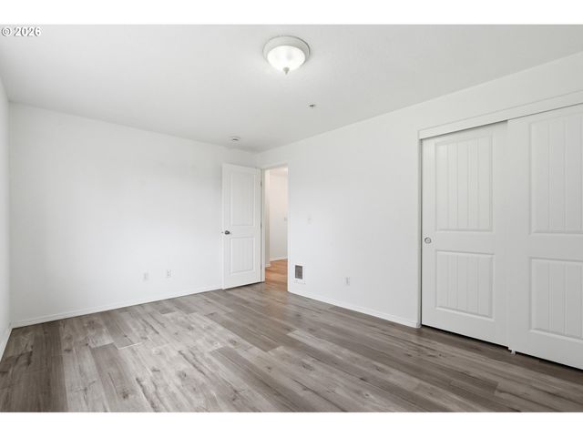 3320 Se 87TH Ave 5, Portland, OR 97266