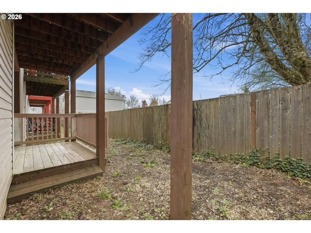 3320 Se 87TH Ave 5, Portland, OR 97266