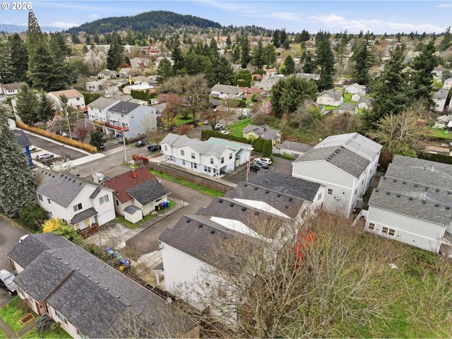 3320 Se 87TH Ave 5, Portland, OR 97266