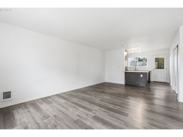 3320 Se 87TH Ave 5, Portland, OR 97266