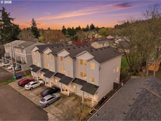 3320 Se 87TH Ave 5, Portland, OR 97266