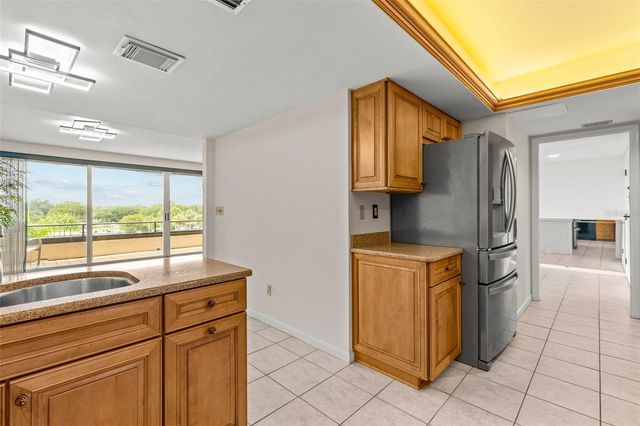 3021 COUNTRYSIDE BOULEVARD 44A, Clearwater, FL 33761