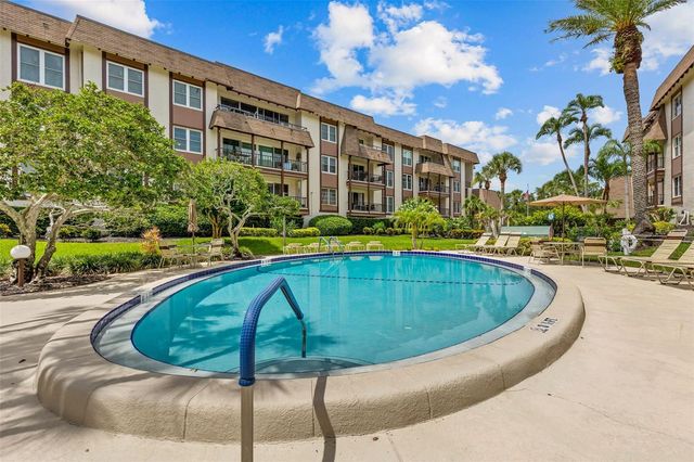 3021 COUNTRYSIDE BOULEVARD 44A, Clearwater, FL 33761