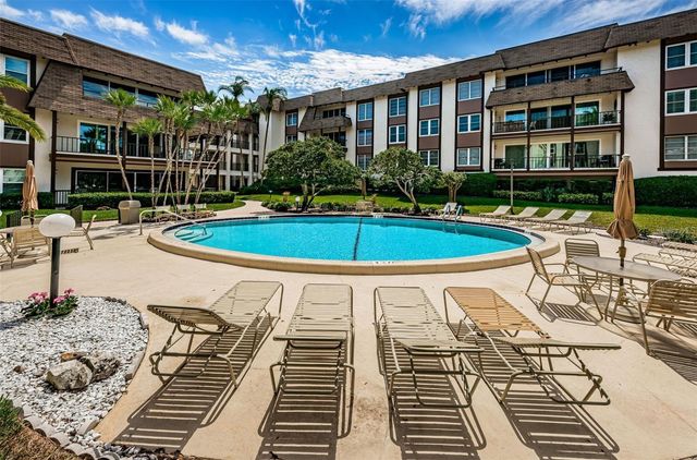3021 COUNTRYSIDE BOULEVARD 44A, Clearwater, FL 33761