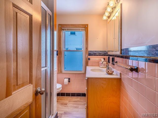 136 North Long Street, Amherst, NY 14221