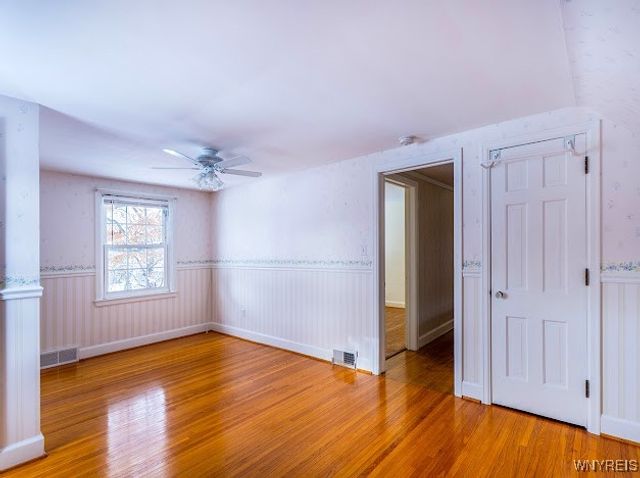 136 North Long Street, Amherst, NY 14221