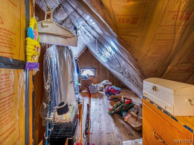 136 North Long Street, Amherst, NY 14221