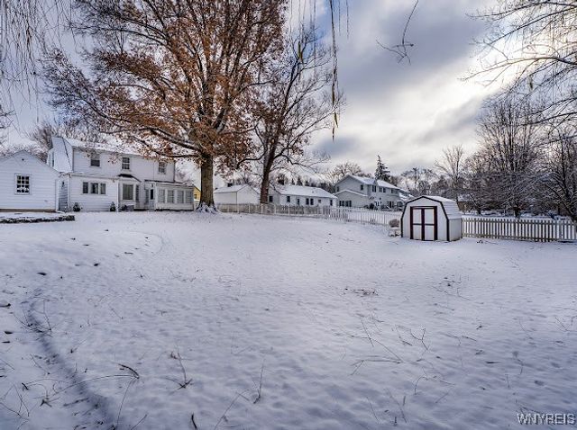 136 North Long Street, Amherst, NY 14221