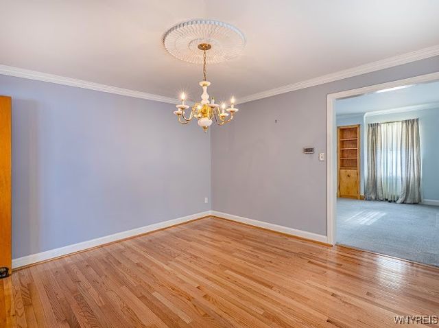 136 North Long Street, Amherst, NY 14221