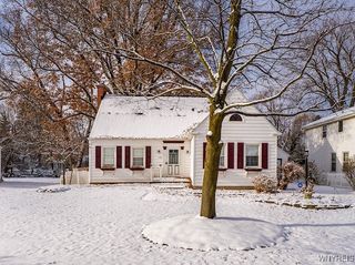 136 North Long Street, Amherst, NY 14221