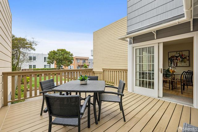 1337 15th Avenue, San Francisco, CA 94122