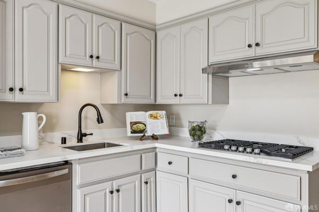 1337 15th Avenue, San Francisco, CA 94122