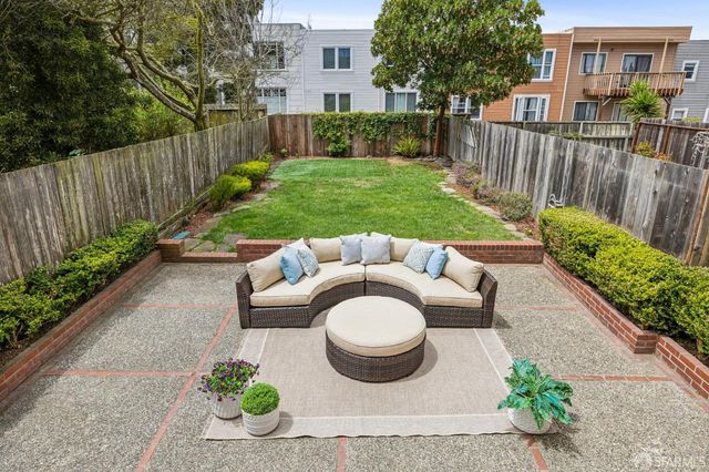 1337 15th Avenue, San Francisco, CA 94122