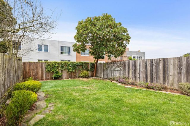 1337 15th Avenue, San Francisco, CA 94122