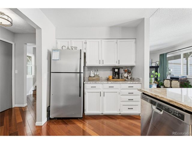 8077 S Vermejo Peak, Littleton, CO 80127