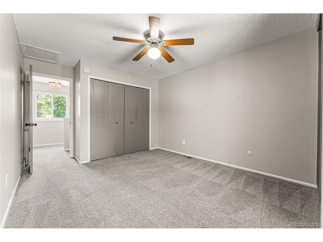 8077 S Vermejo Peak, Littleton, CO 80127