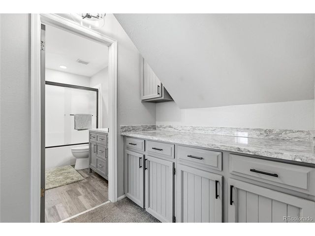 8077 S Vermejo Peak, Littleton, CO 80127