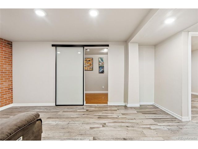 8077 S Vermejo Peak, Littleton, CO 80127