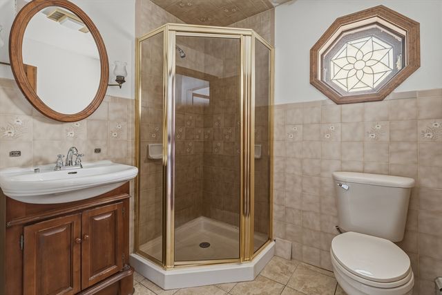 4 22nd St, Wareham, MA 02538