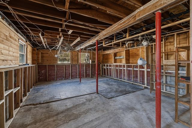 4 22nd St, Wareham, MA 02538