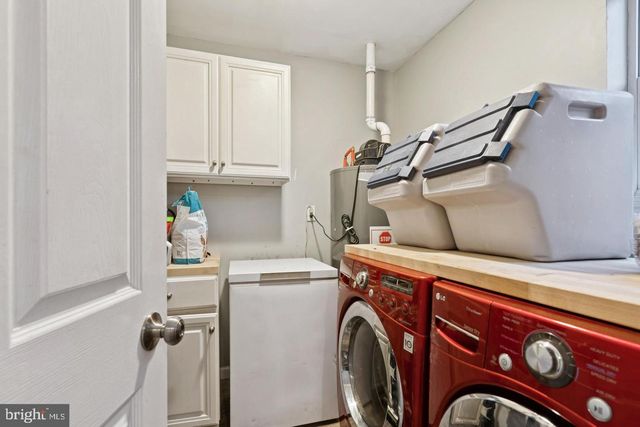 413 FOURTH AVE, Chesilhurst, NJ 08089