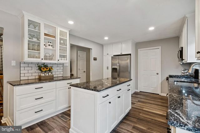 413 FOURTH AVE, Chesilhurst, NJ 08089