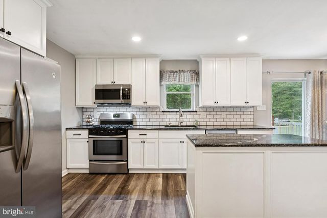 413 FOURTH AVE, Chesilhurst, NJ 08089