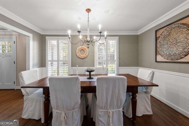 4220 Exeter Close NW, Atlanta, GA 30327