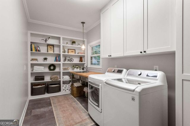 4220 Exeter Close NW, Atlanta, GA 30327